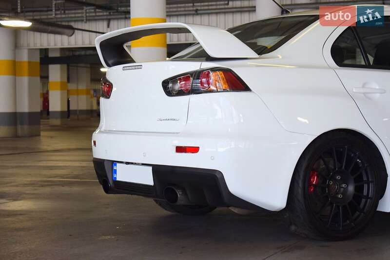 Седан Mitsubishi Lancer Evolution 2008 в Краковце