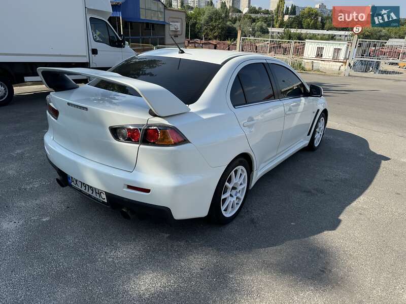 Седан Mitsubishi Lancer Evolution 2008 в Харькове фото 6 Седан Mitsubishi Lancer Evolution 2008 в Харькове