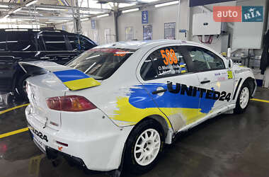 Седан Mitsubishi Lancer Evolution 2009 в 