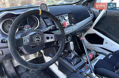 Седан Mitsubishi Lancer Evolution 2009 в 