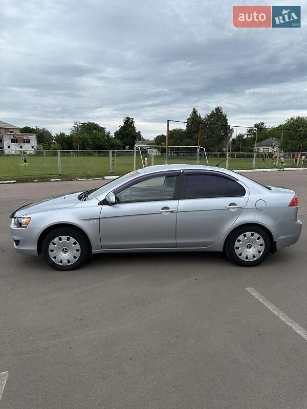 Седан Mitsubishi Lancer Evolution 2008 в Прилуках