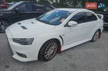 Седан Mitsubishi Lancer Evolution 2015 в 