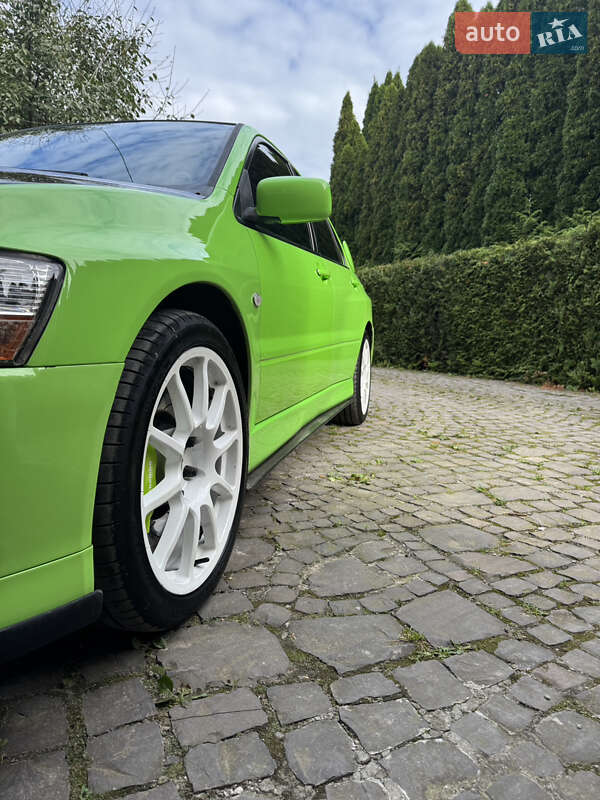 Седан Mitsubishi Lancer Evolution 2006 в Львове фото 3 Седан Mitsubishi Lancer Evolution 2006 в Львове