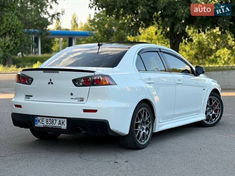 Седан Mitsubishi Lancer Evolution 2015 в Днепре