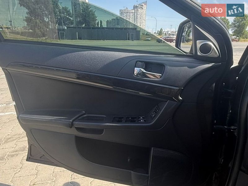 Седан Mitsubishi Lancer Evolution 2008 в Киеве