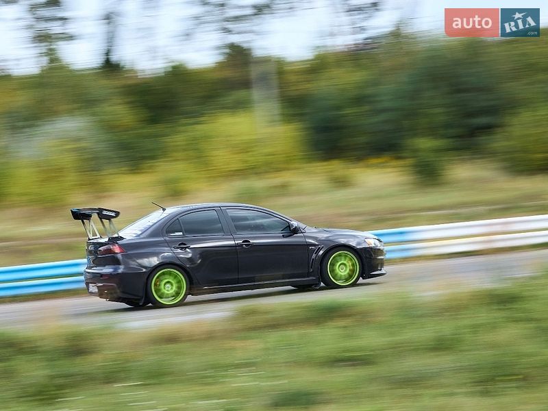 Седан Mitsubishi Lancer Evolution 2008 в Киеве