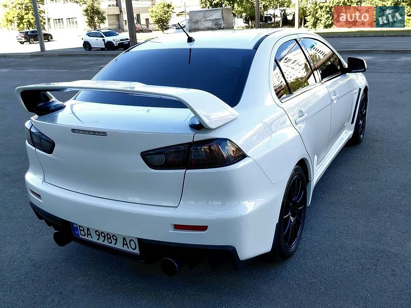 Седан Mitsubishi Lancer Evolution 2008 в Харкові фото 11 Седан Mitsubishi Lancer Evolution 2008 в Харкові