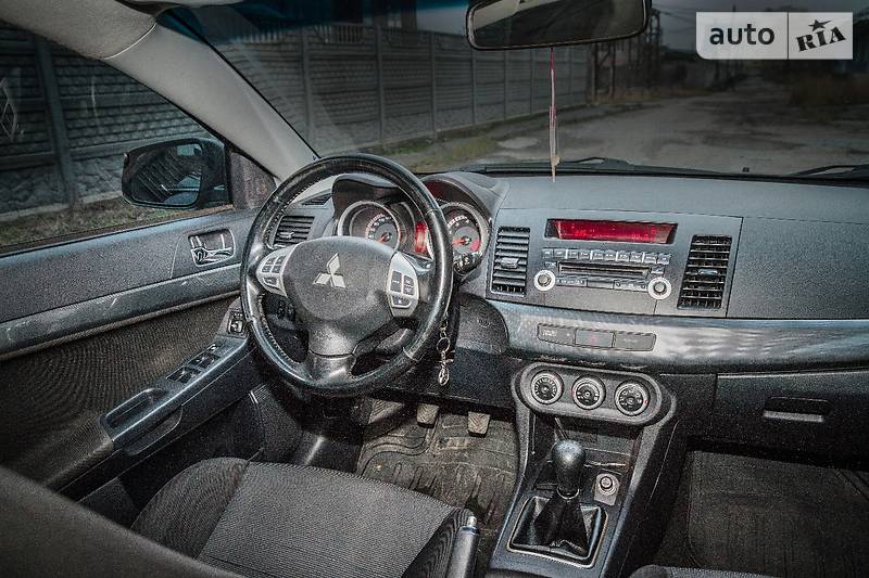 Седан Mitsubishi Lancer 2008 в Виннице
