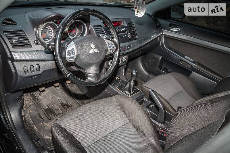 Седан Mitsubishi Lancer 2008 в Виннице