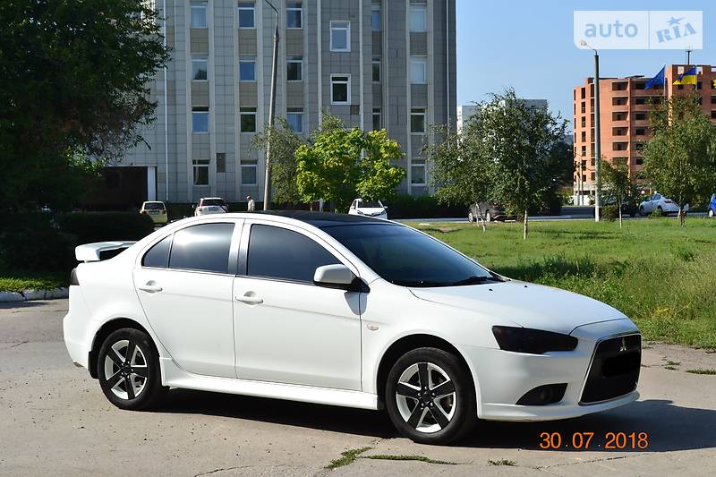 Седан Mitsubishi Lancer 2013 в Запоріжжі