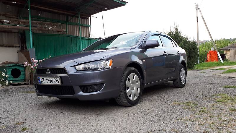 Седан Mitsubishi Lancer 2008 в Городенці