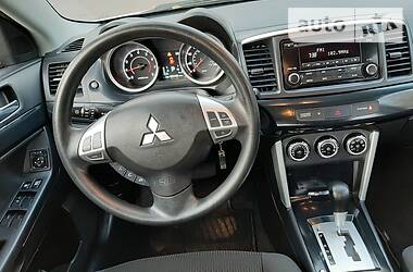 Седан Mitsubishi Lancer 2016 в 