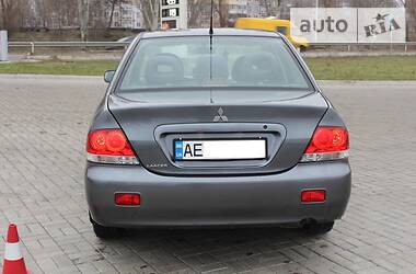 Седан Mitsubishi Lancer 2006 в Днепре