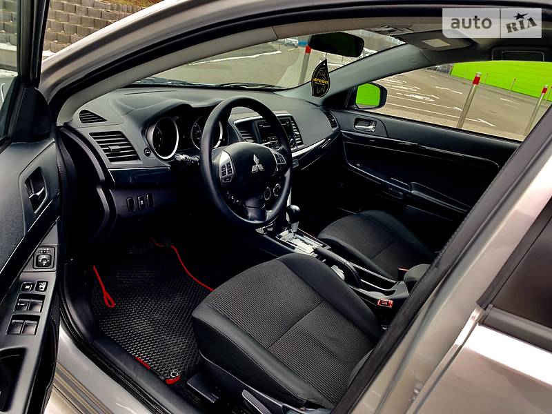 Седан Mitsubishi Lancer 2015 в Києві фото 18 Седан Mitsubishi Lancer 2015 в Києві