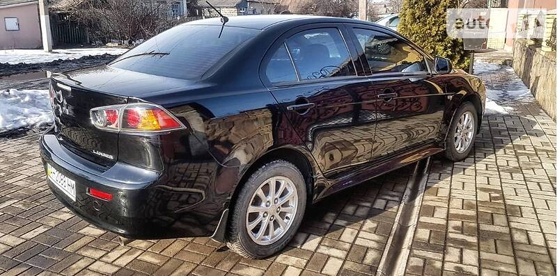 Седан Mitsubishi Lancer 2013 в Добропіллі