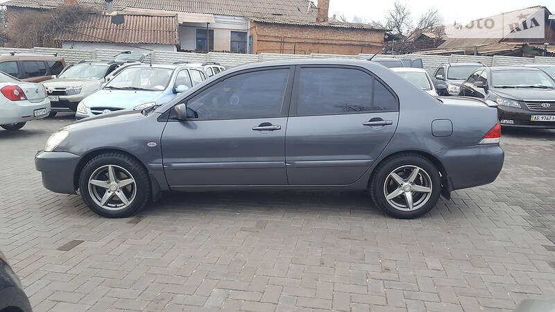 Седан Mitsubishi Lancer 2007 в Кривому Розі фото 4 Седан Mitsubishi Lancer 2007 в Кривому Розі