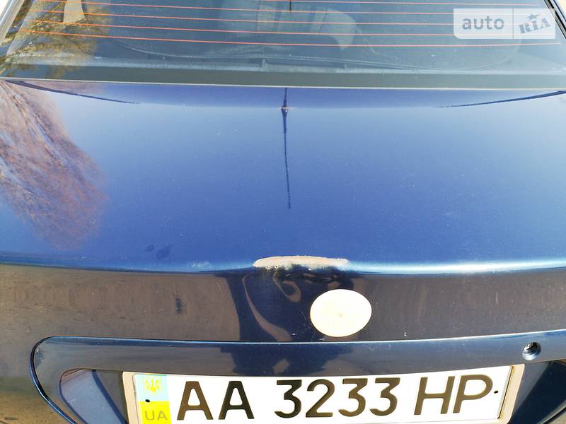 Седан Mitsubishi Lancer 2003 в Києві