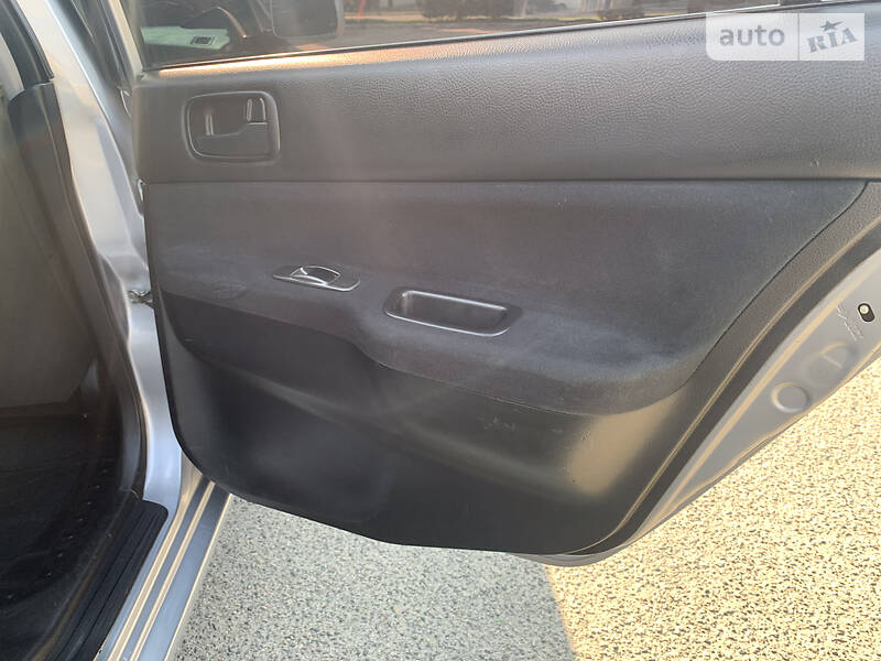 Седан Mitsubishi Lancer 2009 в Дніпрі