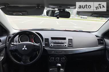 Седан Mitsubishi Lancer 2011 в 