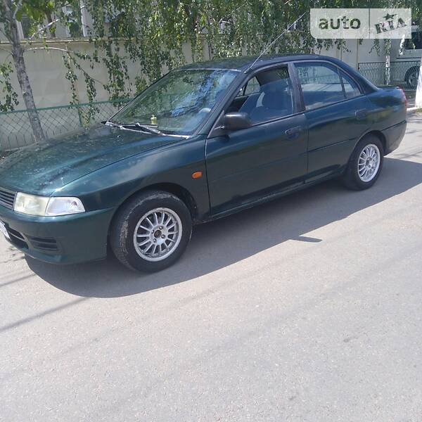 Седан Mitsubishi Lancer 1998 в 