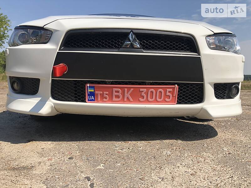 Седан Mitsubishi Lancer 2010 в Броварах