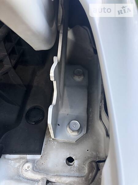 Седан Mitsubishi Lancer 2010 в Броварах