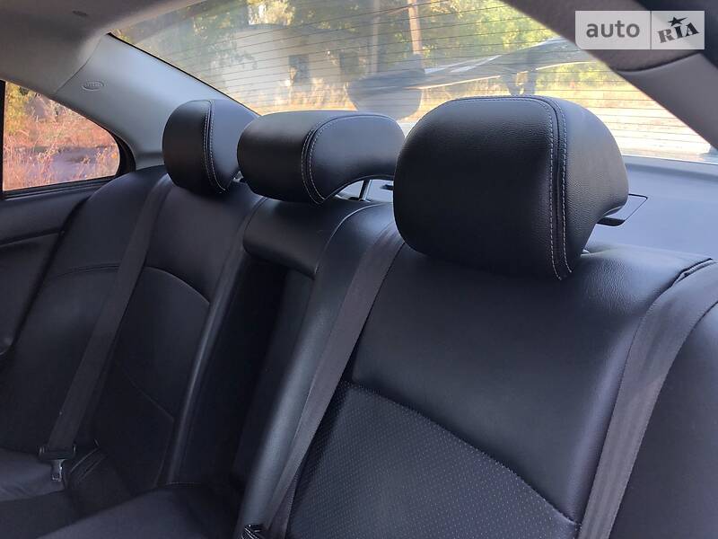 Седан Mitsubishi Lancer 2010 в Броварах