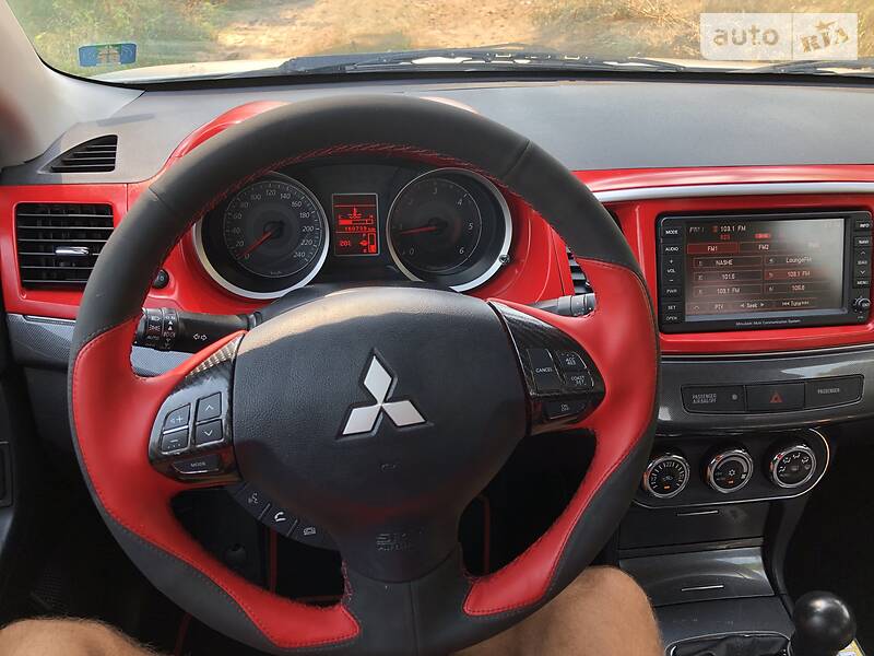 Седан Mitsubishi Lancer 2010 в Броварах
