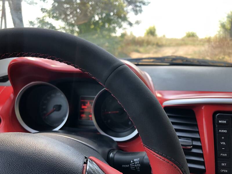 Седан Mitsubishi Lancer 2010 в Броварах