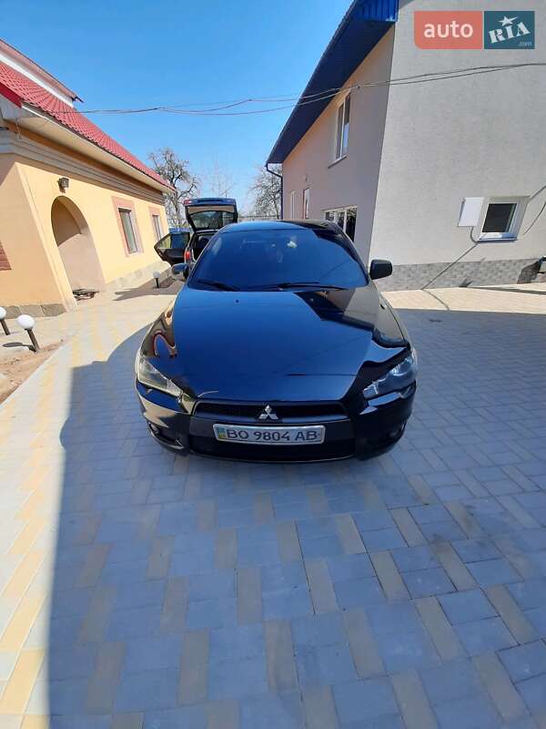 Седан Mitsubishi Lancer 2011 в Ивано-Франковске