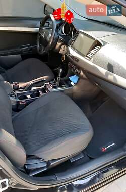 Седан Mitsubishi Lancer 2011 в 