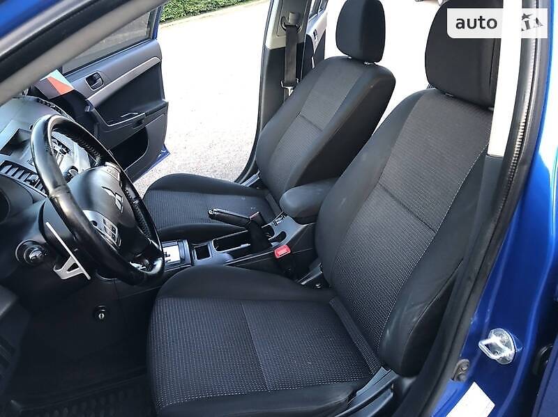 Лифтбек Mitsubishi Lancer 2009 в Ивано-Франковске