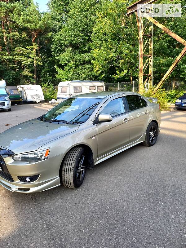 Седан Mitsubishi Lancer 2008 в Миколаєві