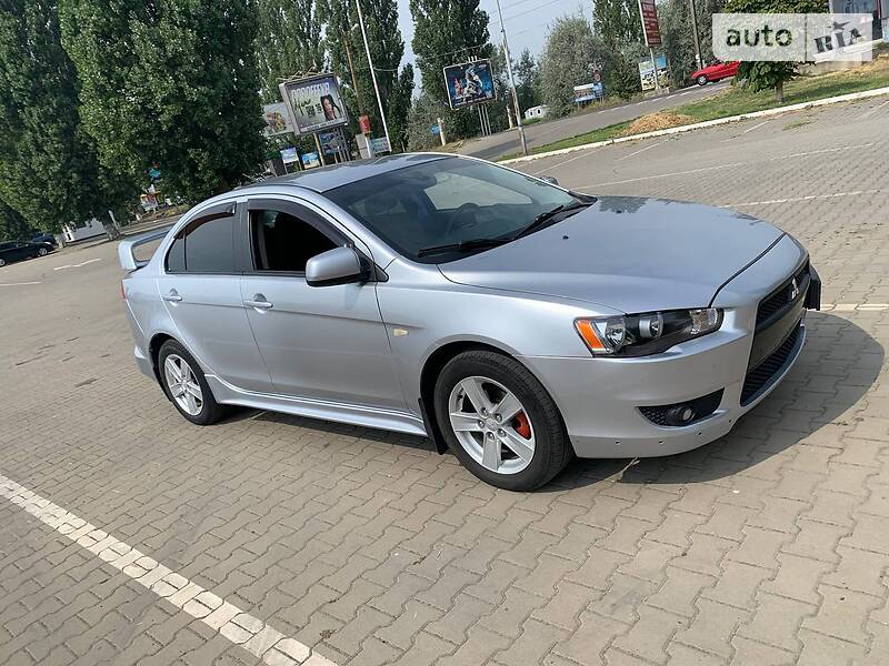 Седан Mitsubishi Lancer 2007 в Южному