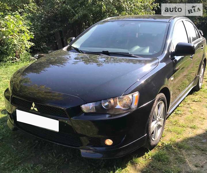 Mitsubishi Lancer