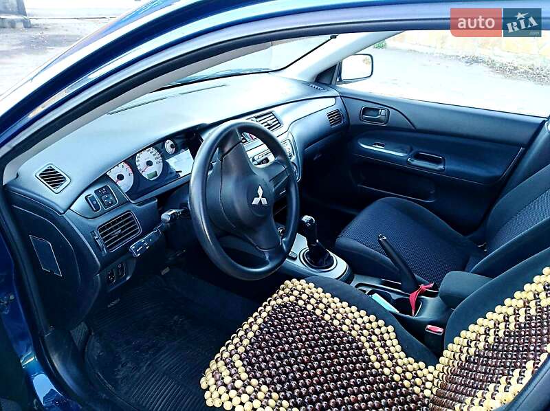 Универсал Mitsubishi Lancer 2006 в Могилев-Подольске фото 26 Универсал Mitsubishi Lancer 2006 в Могилев-Подольске