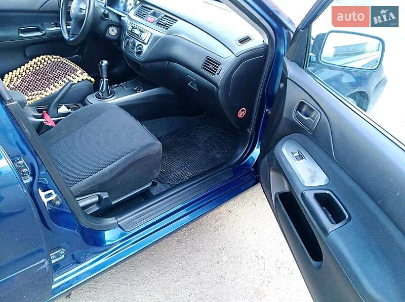 Универсал Mitsubishi Lancer 2006 в Могилев-Подольске фото 29 Универсал Mitsubishi Lancer 2006 в Могилев-Подольске