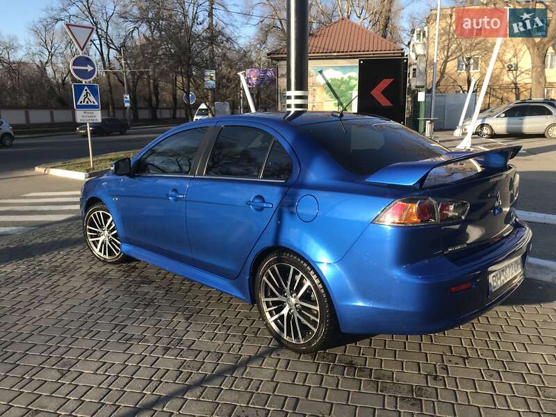 Седан Mitsubishi Lancer 2016 в Одесі