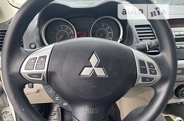 Седан Mitsubishi Lancer 2013 в Львові