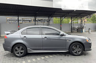 Седан Mitsubishi Lancer 2007 в Киеве