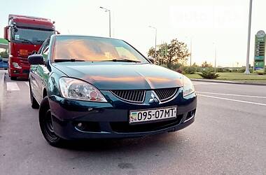 Седан Mitsubishi Lancer 2003 в Львове