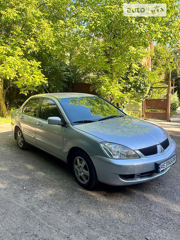 Седан Mitsubishi Lancer 2008 в Днепре