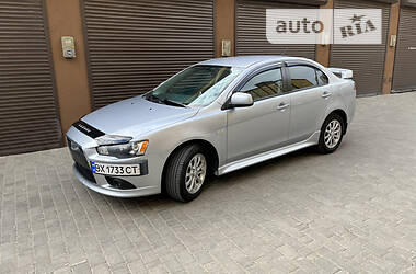 Седан Mitsubishi Lancer 2014 в Изяславе