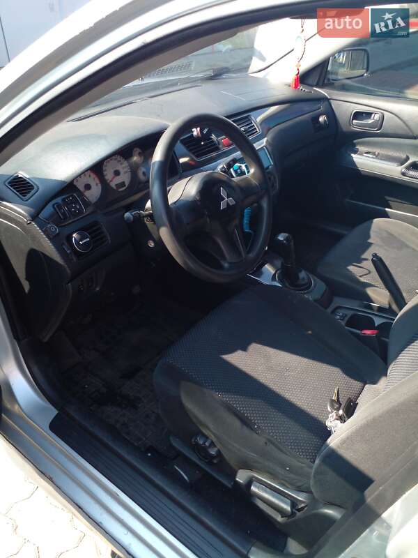 Седан Mitsubishi Lancer 2007 в Мукачево