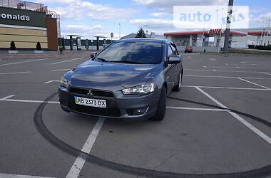 Седан Mitsubishi Lancer 2011 в Киеве