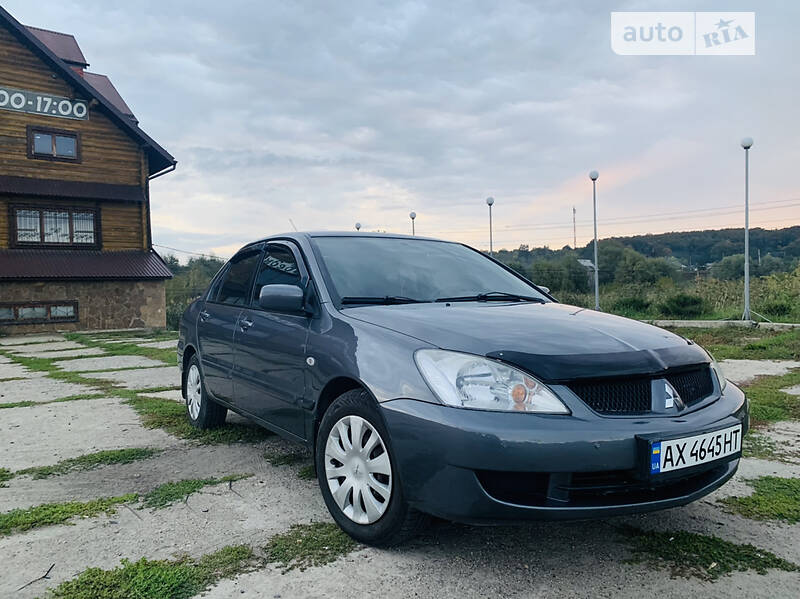 Mitsubishi Lancer