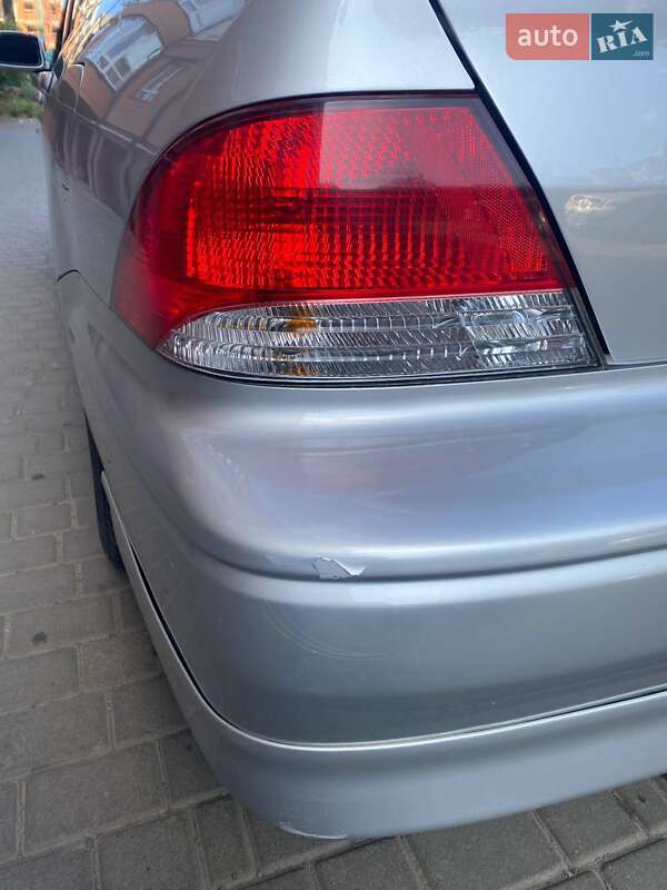 Седан Mitsubishi Lancer 2002 в Ивано-Франковске