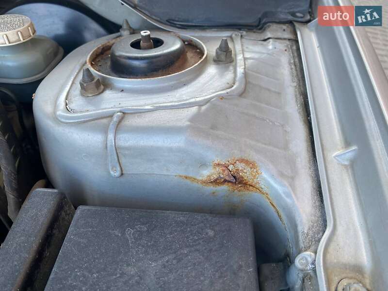 Седан Mitsubishi Lancer 2002 в Ивано-Франковске