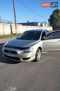 Седан Mitsubishi Lancer 2008 в Киеве