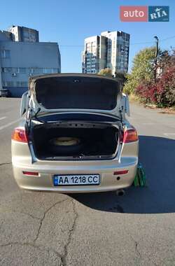 Седан Mitsubishi Lancer 2008 в Киеве